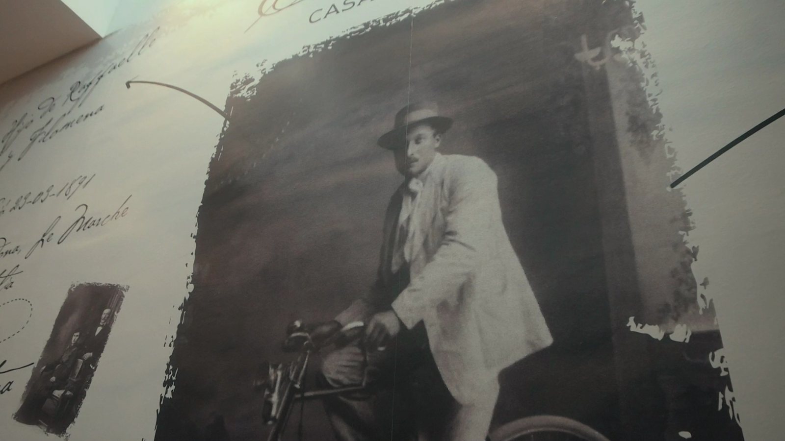 Mural de Enrico Petrini en la bodega